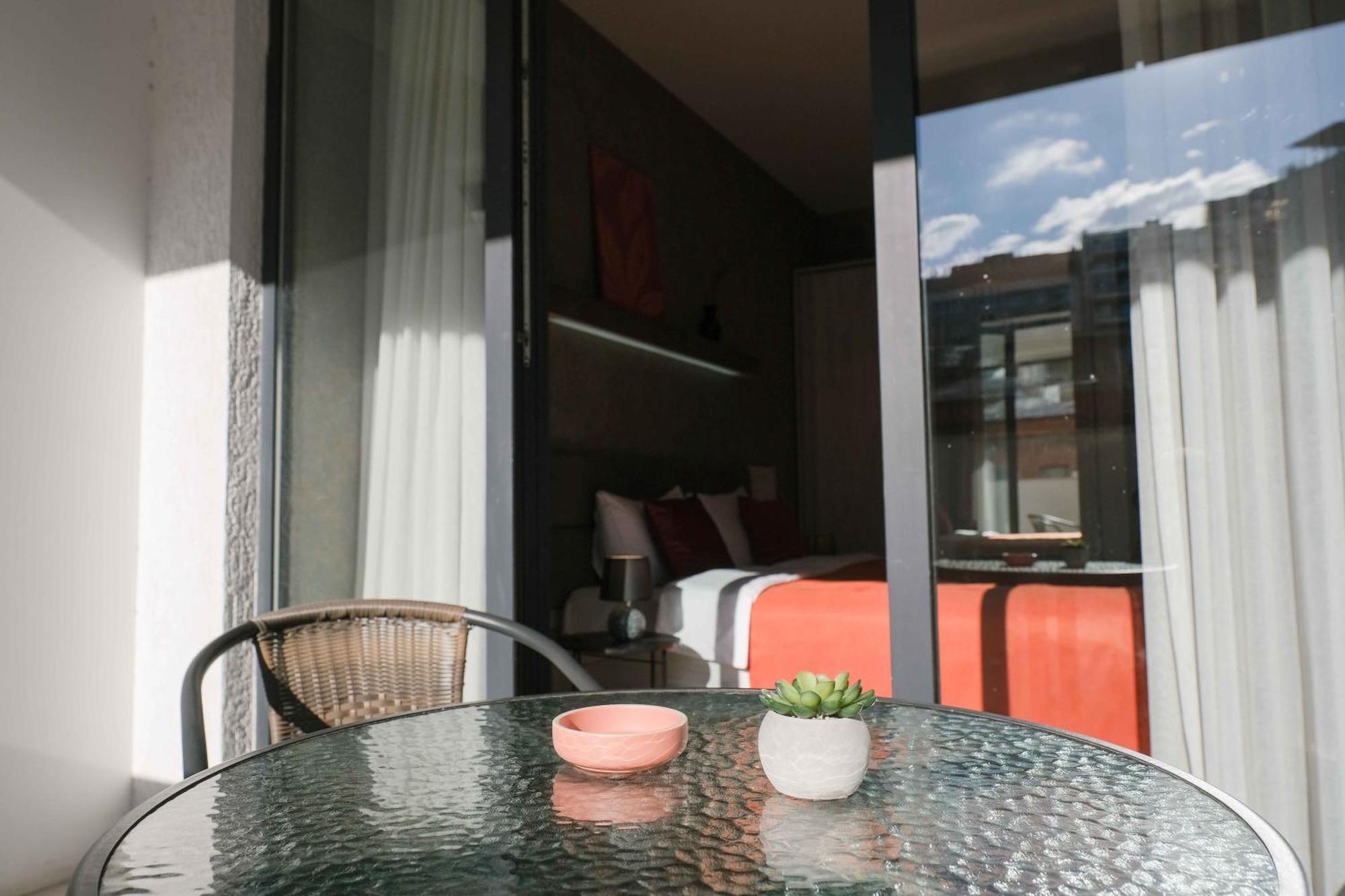 Round Garden Hotel Tbilisi Eksteriør billede